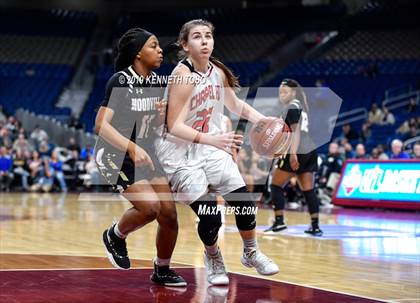 Thumbnail 2 in Chapel Hill vs. Woodville (UIL 3A Final) photogallery.