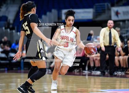 Thumbnail 2 in Chapel Hill vs. Woodville (UIL 3A Final) photogallery.