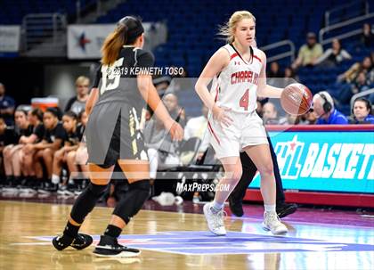 Thumbnail 2 in Chapel Hill vs. Woodville (UIL 3A Final) photogallery.