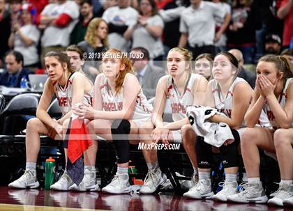 Thumbnail 1 in Chapel Hill vs. Woodville (UIL 3A Final) photogallery.