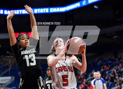 Thumbnail 3 in Chapel Hill vs. Woodville (UIL 3A Final) photogallery.