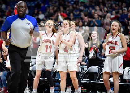 Thumbnail 1 in Chapel Hill vs. Woodville (UIL 3A Final) photogallery.