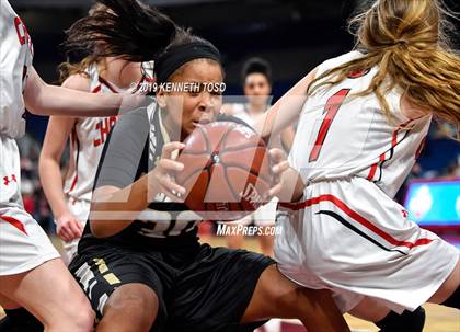 Thumbnail 3 in Chapel Hill vs. Woodville (UIL 3A Final) photogallery.