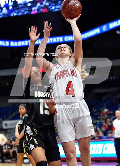 Thumbnail 3 in Chapel Hill vs. Woodville (UIL 3A Final) photogallery.