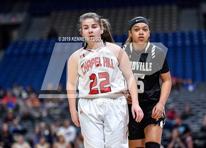 Thumbnail 2 in Chapel Hill vs. Woodville (UIL 3A Final) photogallery.