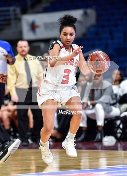 Thumbnail 3 in Chapel Hill vs. Woodville (UIL 3A Final) photogallery.