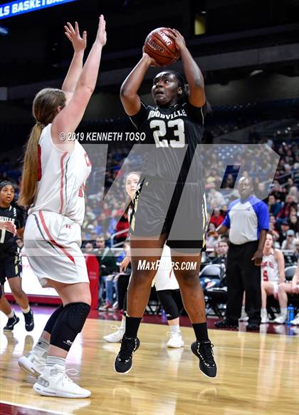 Thumbnail 2 in Chapel Hill vs. Woodville (UIL 3A Final) photogallery.
