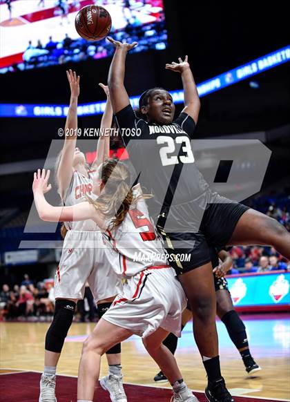 Thumbnail 1 in Chapel Hill vs. Woodville (UIL 3A Final) photogallery.