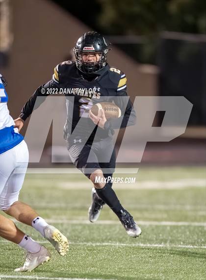Thumbnail 1 in Coleman vs. Crawford (UIL 2A-1 Area Playoff) photogallery.