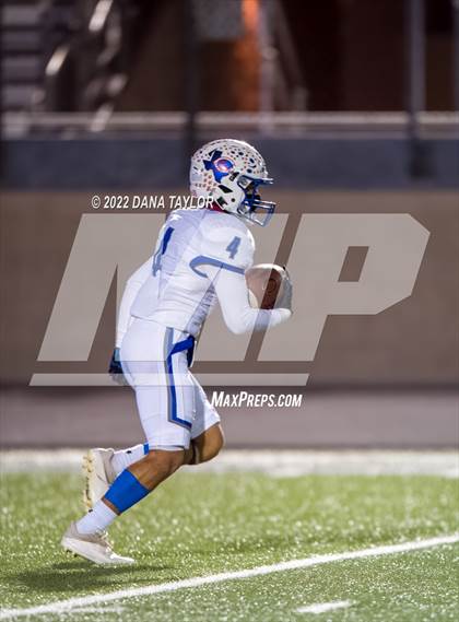 Thumbnail 1 in Coleman vs. Crawford (UIL 2A-1 Area Playoff) photogallery.