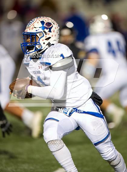 Thumbnail 2 in Coleman vs. Crawford (UIL 2A-1 Area Playoff) photogallery.