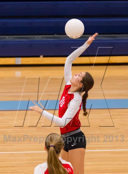 Thumbnail 3 in McLean @ Yorktown photogallery.