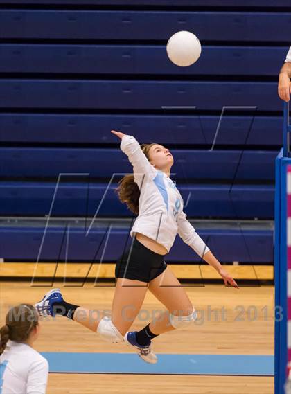 Thumbnail 1 in McLean @ Yorktown photogallery.