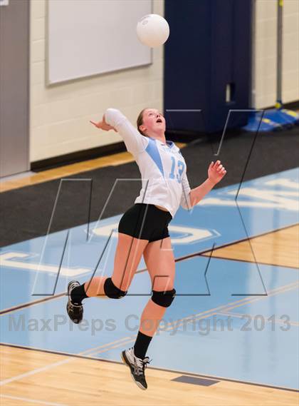 Thumbnail 3 in McLean @ Yorktown photogallery.