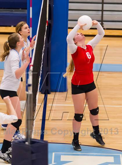 Thumbnail 1 in McLean @ Yorktown photogallery.