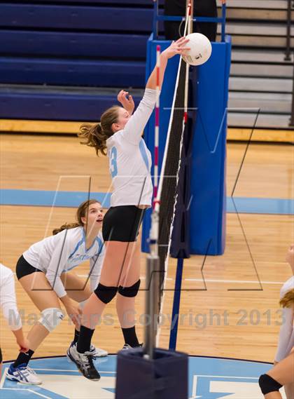 Thumbnail 3 in McLean @ Yorktown photogallery.