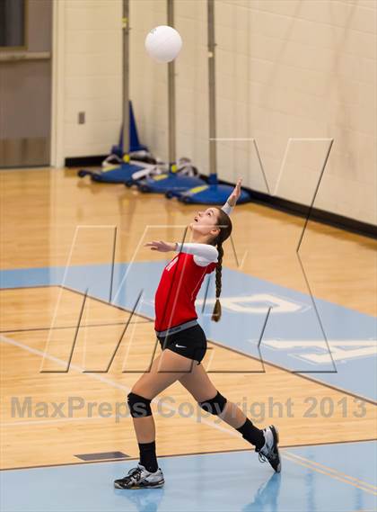 Thumbnail 1 in McLean @ Yorktown photogallery.
