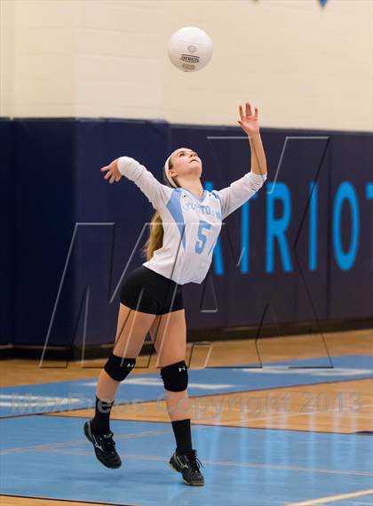 Thumbnail 1 in McLean @ Yorktown photogallery.