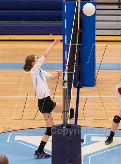 Thumbnail 3 in McLean @ Yorktown photogallery.