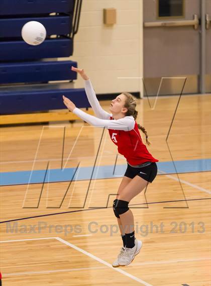 Thumbnail 3 in McLean @ Yorktown photogallery.