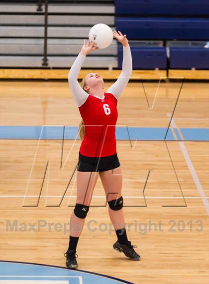 Thumbnail 3 in McLean @ Yorktown photogallery.