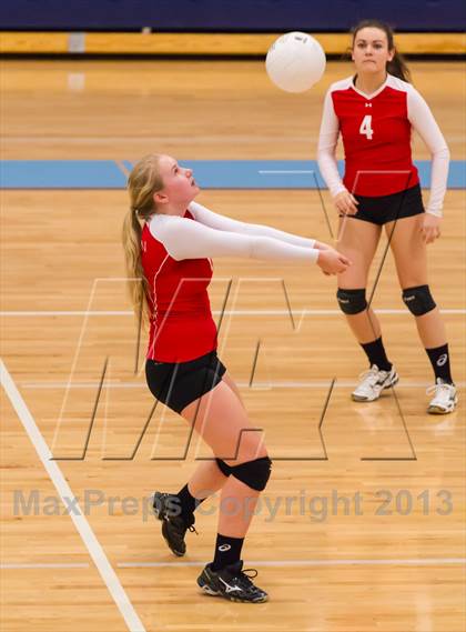 Thumbnail 3 in McLean @ Yorktown photogallery.