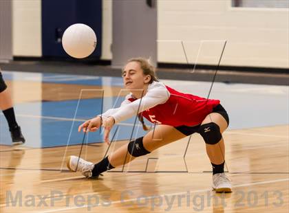 Thumbnail 3 in McLean @ Yorktown photogallery.