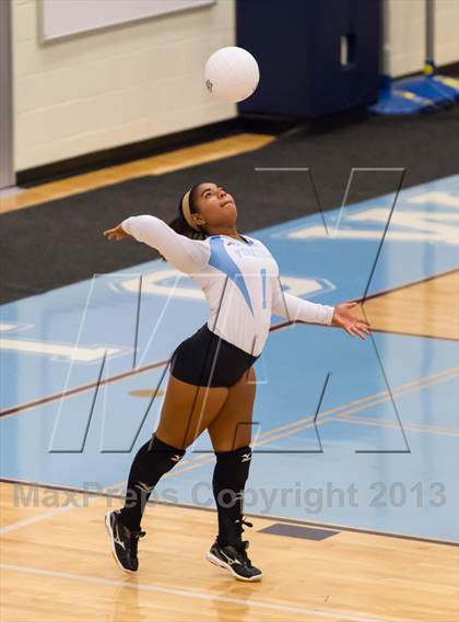 Thumbnail 3 in McLean @ Yorktown photogallery.