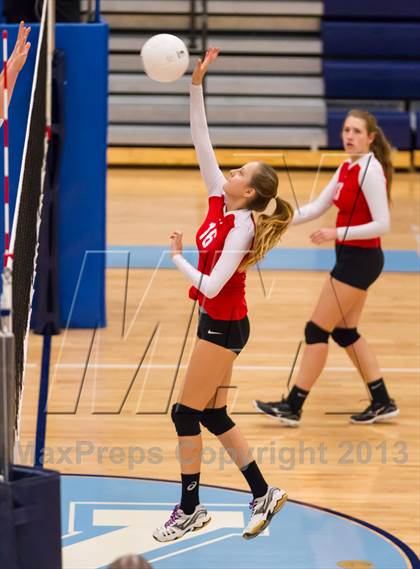 Thumbnail 1 in McLean @ Yorktown photogallery.