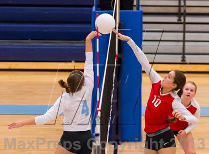 Thumbnail 3 in McLean @ Yorktown photogallery.