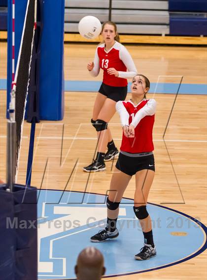 Thumbnail 2 in McLean @ Yorktown photogallery.