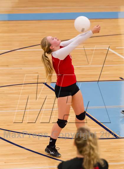 Thumbnail 3 in McLean @ Yorktown photogallery.