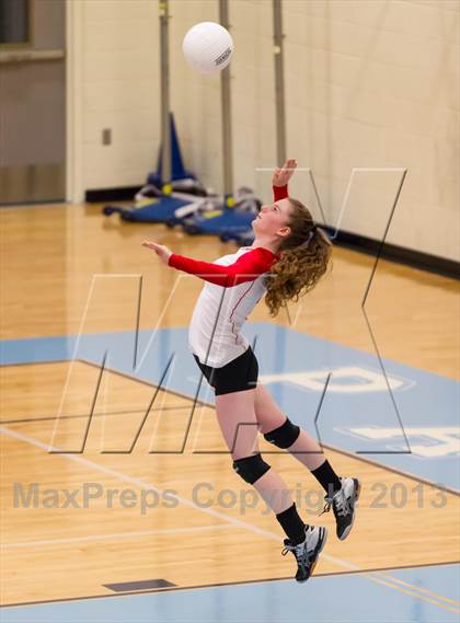 Thumbnail 3 in McLean @ Yorktown photogallery.