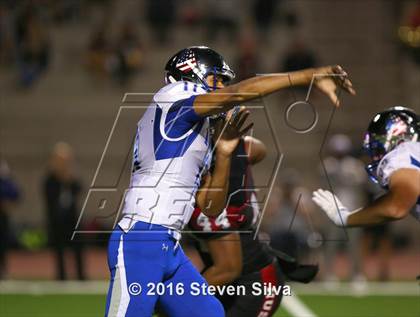 Thumbnail 3 in Centennial vs. IMG Academy (2016 Honor Bowl) photogallery.