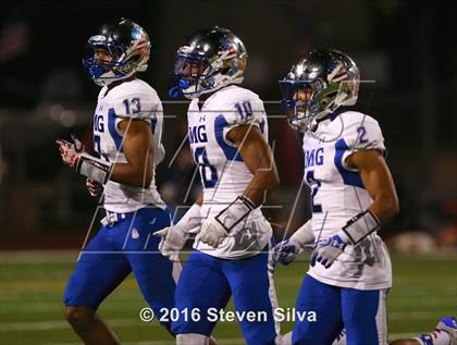 Thumbnail 3 in Centennial vs. IMG Academy (2016 Honor Bowl) photogallery.