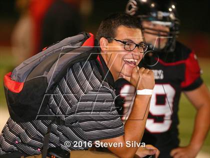 Thumbnail 2 in Centennial vs. IMG Academy (2016 Honor Bowl) photogallery.