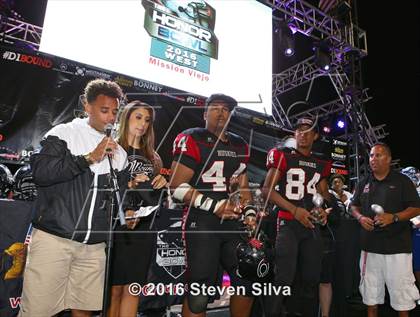 Thumbnail 3 in Centennial vs. IMG Academy (2016 Honor Bowl) photogallery.