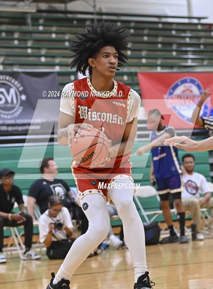 Thumbnail 2 in Michigan vs Wisconsin (Midwest All-Star Challenge) photogallery.