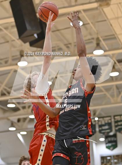 Thumbnail 1 in Michigan vs Wisconsin (Midwest All-Star Challenge) photogallery.