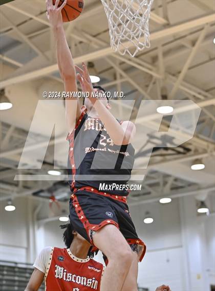 Thumbnail 3 in Michigan vs Wisconsin (Midwest All-Star Challenge) photogallery.