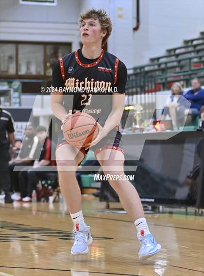Thumbnail 1 in Michigan vs Wisconsin (Midwest All-Star Challenge) photogallery.
