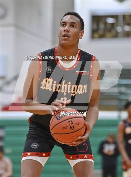 Thumbnail 3 in Michigan vs Wisconsin (Midwest All-Star Challenge) photogallery.
