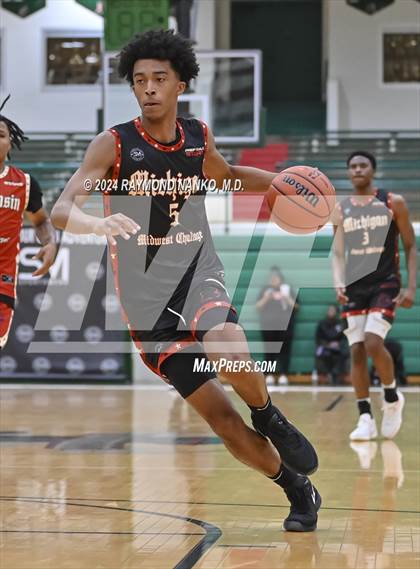 Thumbnail 2 in Michigan vs Wisconsin (Midwest All-Star Challenge) photogallery.