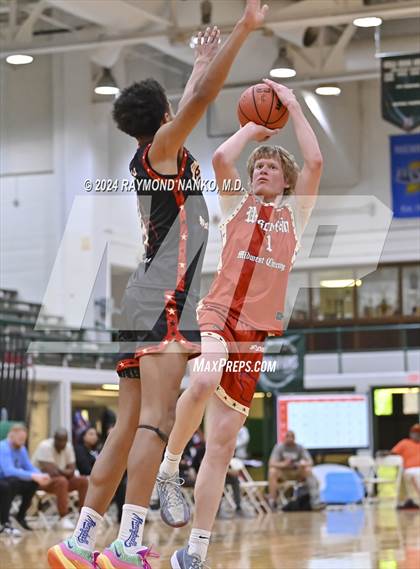 Thumbnail 3 in Michigan vs Wisconsin (Midwest All-Star Challenge) photogallery.