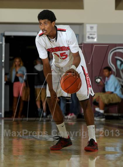 Thumbnail 2 in Westchester vs. Capital Christian (MaxPreps Holiday Classic) photogallery.