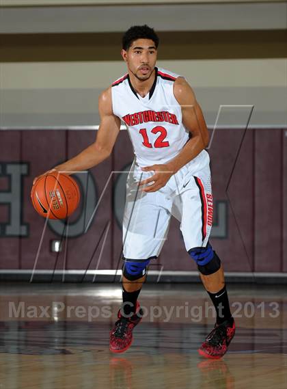 Thumbnail 2 in Westchester vs. Capital Christian (MaxPreps Holiday Classic) photogallery.