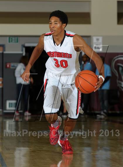 Thumbnail 2 in Westchester vs. Capital Christian (MaxPreps Holiday Classic) photogallery.