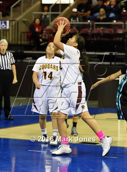 Thumbnail 3 in Greyhills Academy vs Rock Point (AIA D5 Semifinal) photogallery.