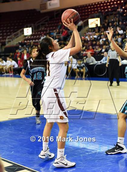 Thumbnail 1 in Greyhills Academy vs Rock Point (AIA D5 Semifinal) photogallery.