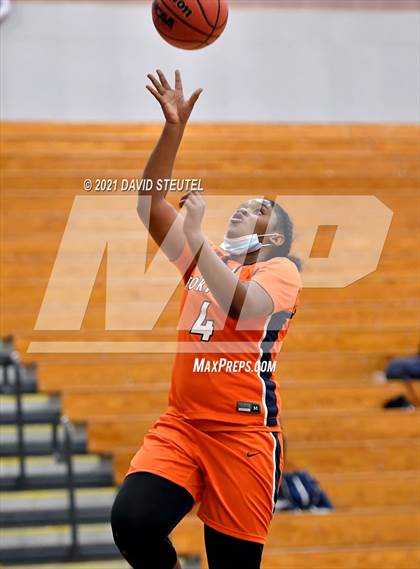 Thumbnail 2 in Fortune Early College vs. Leroy Greene Academy (Nighthawk Christmas Classic) photogallery.